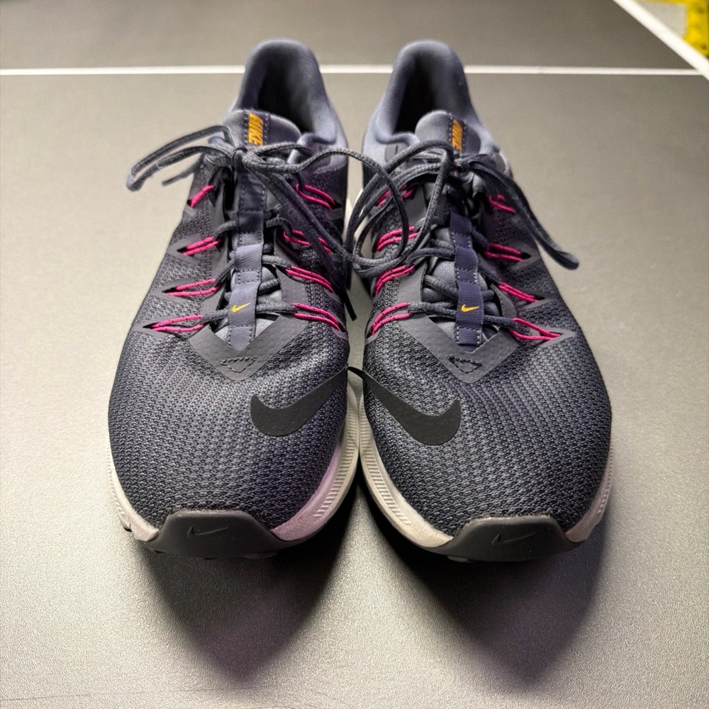 Nike Quest Women's Running Shoes Lace Up Mesh Gray Pink Size 10
